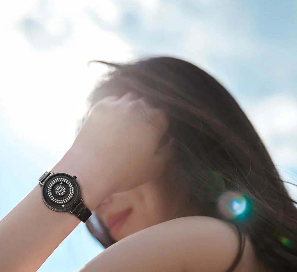 EUTOUR Women's Magnetic Diamond Watch | Waterproof Quartz | Luxury Stainless Steel Strap | Day to Night Elegance