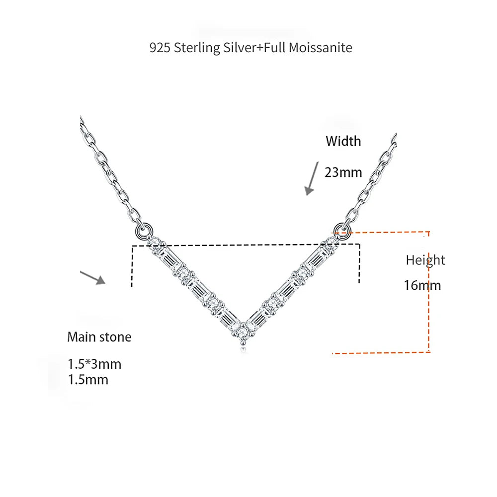 Diagram of a silver necklace with measurements on a white background