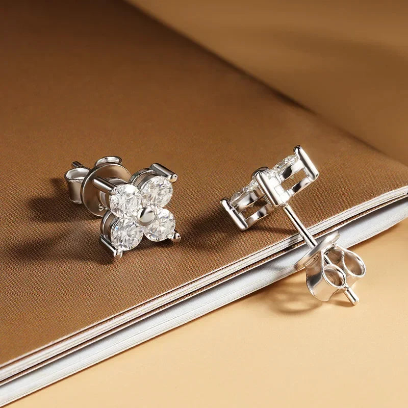 NKHOG 3mm 0.8CT Moissanite Stud Earrings 925 Sterling Silver 18K Plated Four Clover Ear Studs Women Jewelry Gifts GRA Certifiied