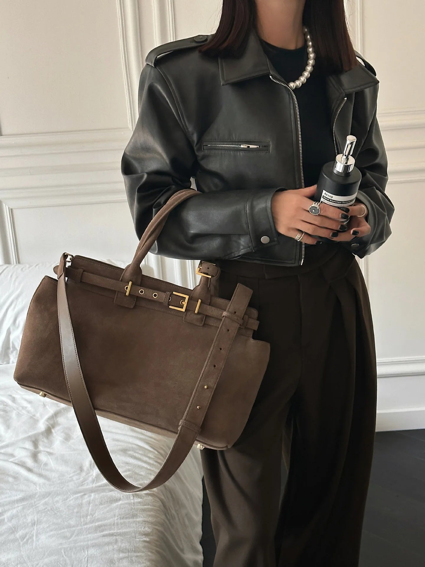Suede Women's Tote Bag 2025 New Niche Design Belt Buckle One-Shoulder Crossbody Bag Cowhide Large Capacity Vintage Handbag