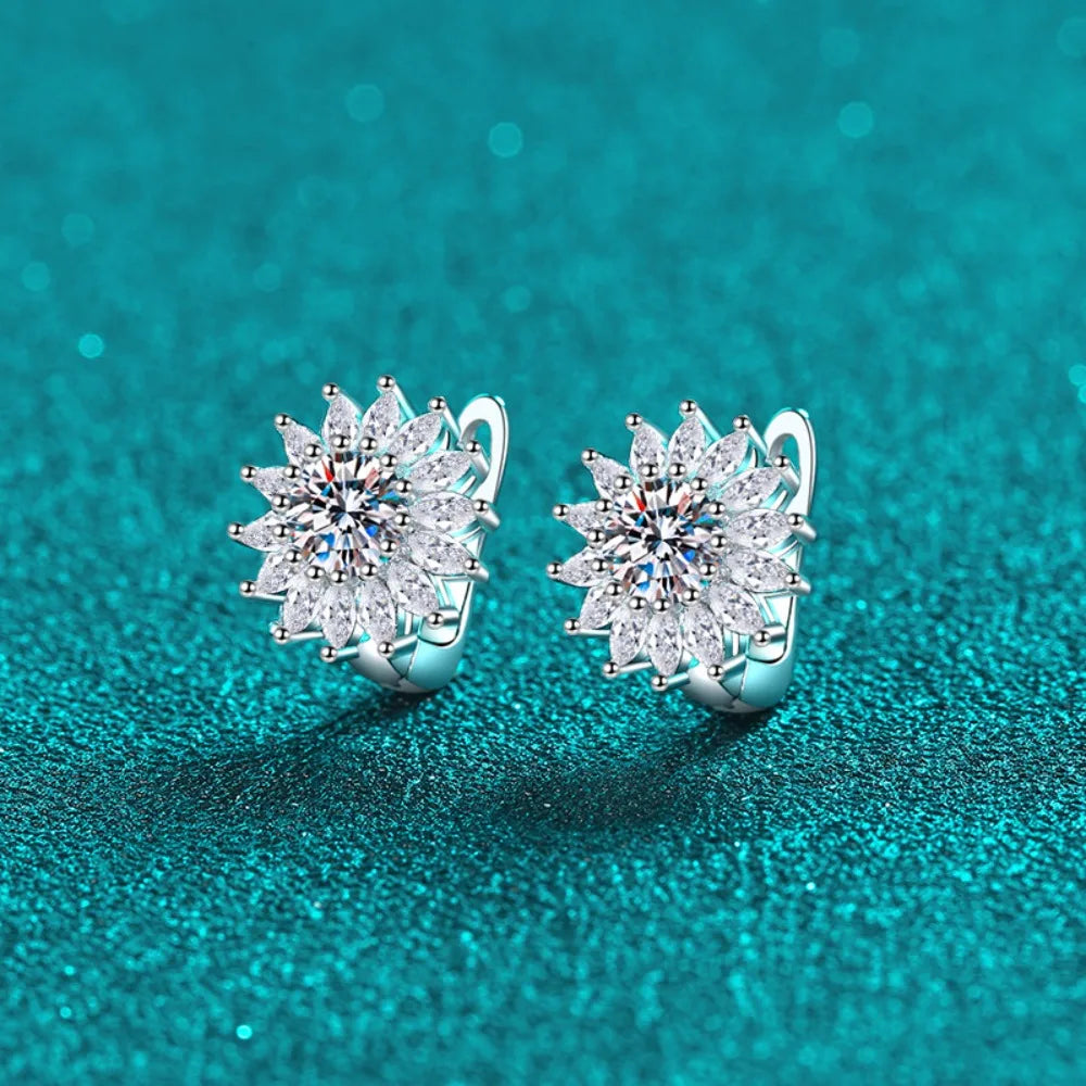 NKHOG 5mm Real Moissanite Stud Earrings For Women S925 Silver Flower Shape Diamond Ear Stud Wedding Party 18K Plated Jewelry GRA