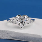 Heart Cut Moissanite Engagement Ring 1-4CT Three Stone Diamond Women's Wedding Band S925 Silver Prong Setting Classic White Gold Vanaski
