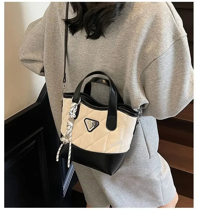New Women's Bucket Bag Crossbody Shoulder Handbag Spring Summer Small Design Trendy Handbag Zipper Closure No Lining Main Materi
