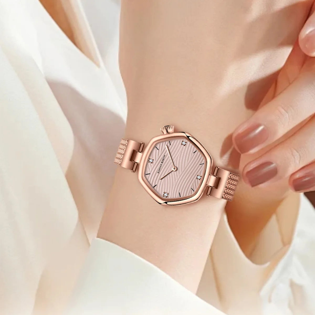 Hannah Martin Brand Original Quartz Watch Fashion Geometric Stainless Steel Mesh Belt Imported Movement Women Work Sports Watch